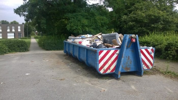 Stad ruimt sluikstort in Parkwijk op