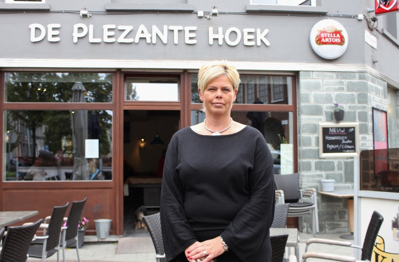 Café De Plezante Hoek is niet failliet (Lier) Gazet van