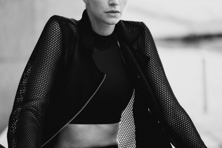 Loopsters Elodie Ouedraogo en Olivia Borlée lanceren sportieve collectie