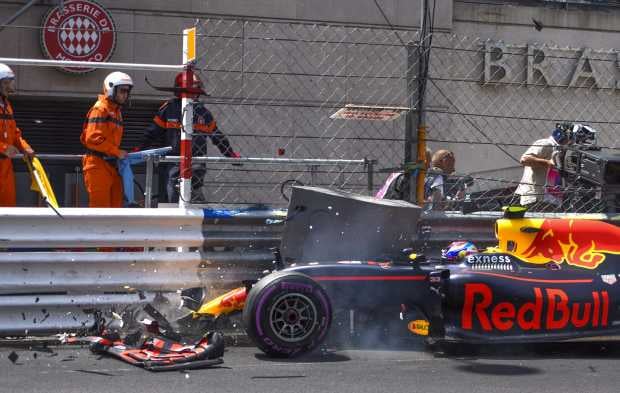 max verstappen crash monaco 2017