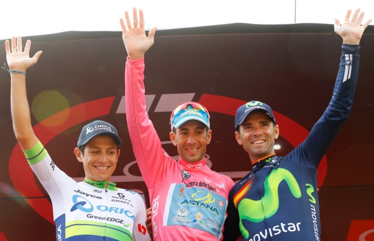 Arndt pakt slotrit na declassering Nizzolo, Nibali eindwinnaar van 99e Giro