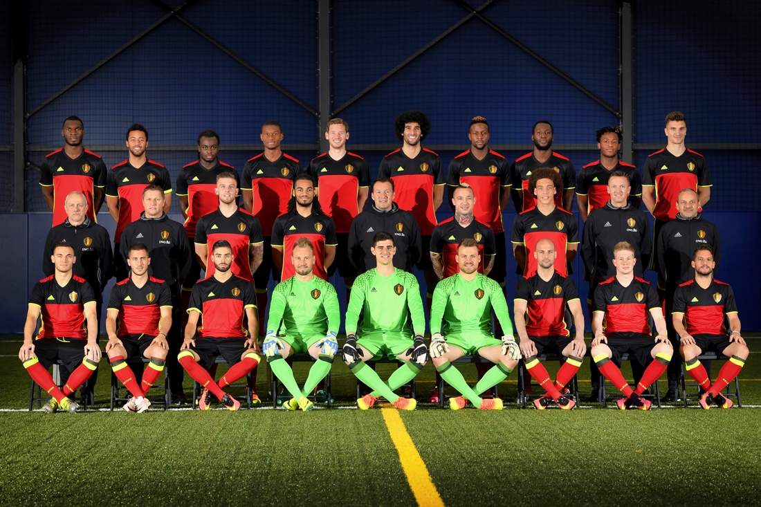 Rode Duivels poseren voor officiële ploegfoto - Gazet van ...