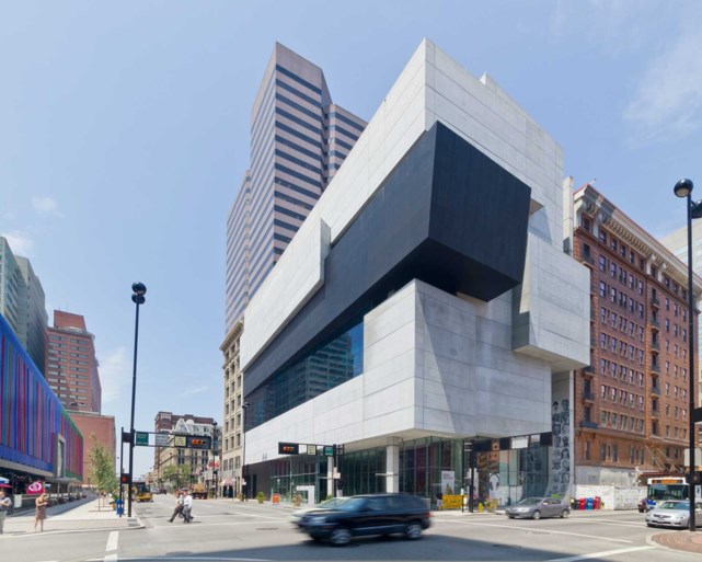 Ook deze opvallende ontwerpen zijn van de architecte van het Havenhuis