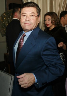 MR roept oud-minister Armand De Decker voor arbitrageraad