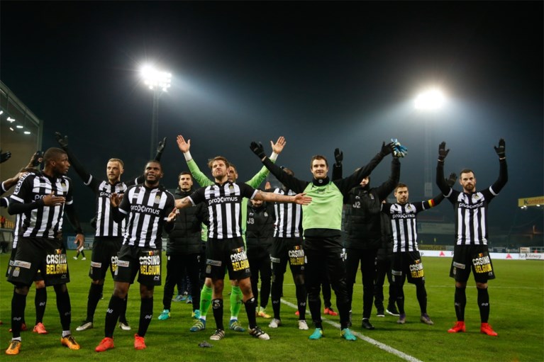 Charleroi wipt in extremis over Waasland-Beveren na flater