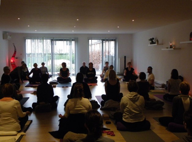 Yogastudio zet deuren open