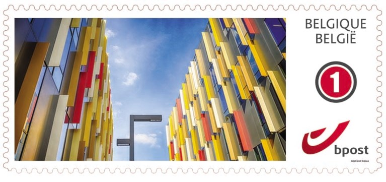 Havenhuis schittert nu ook op postzegel