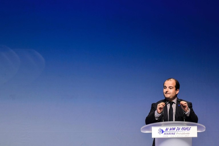 Le Pen stelt programma voor: NAVO verlaten, ‘Frexit’ en verplichte legerdienst