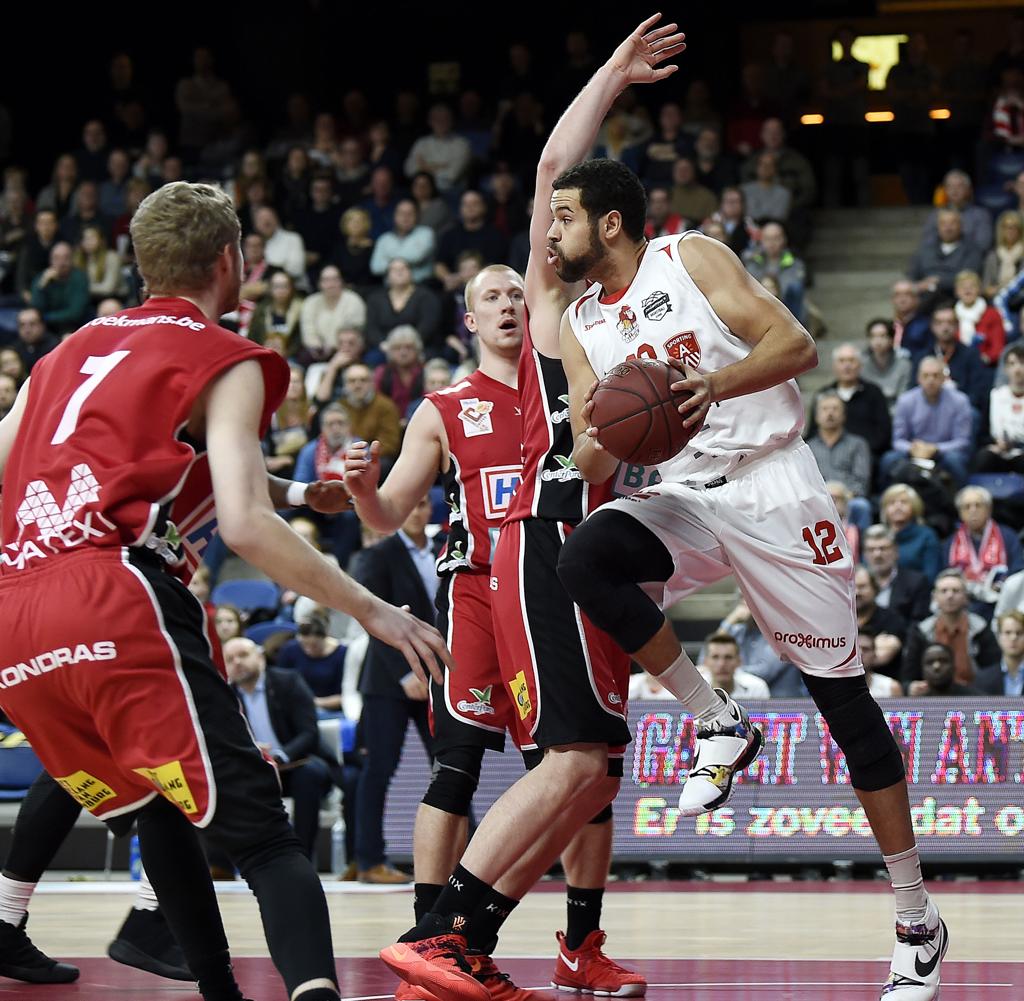 Port of Antwerp Giants begint in Limburg aan zwaar ...