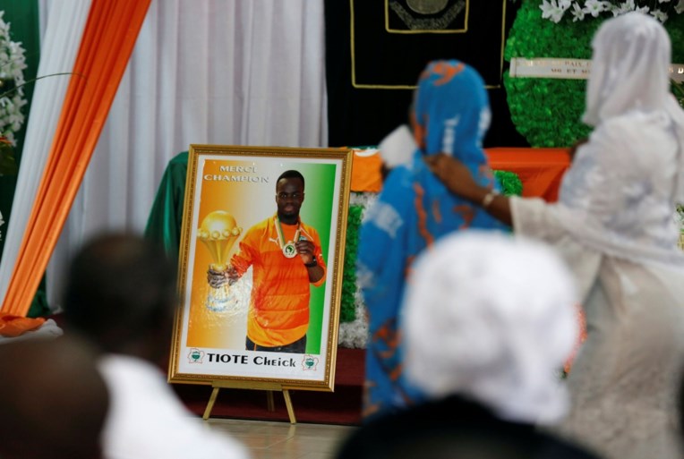 Ivoorkust neemt emotioneel afscheid van Cheick Tioté