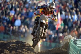 Antonio Cairoli domineert in GP Italië, Desalle wordt zevende