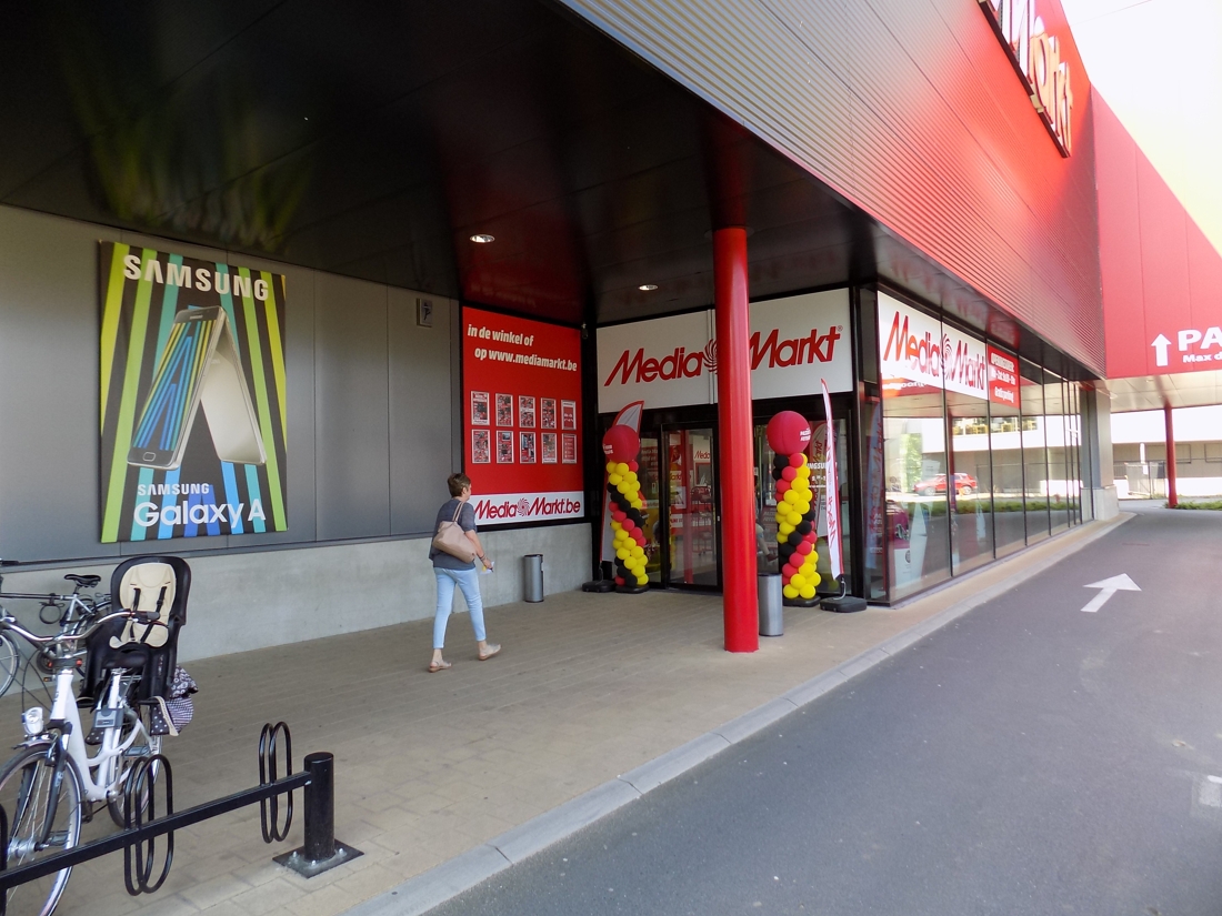 Zware Celstraf Voor Kopstuk Van Bende Die Media Markt Winkel