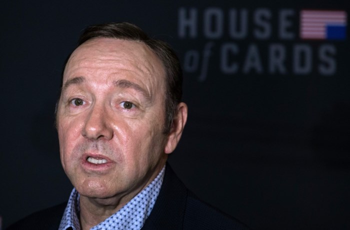 Crewlid 'House of Cards' beschuldigt Kevin Spacey van ...