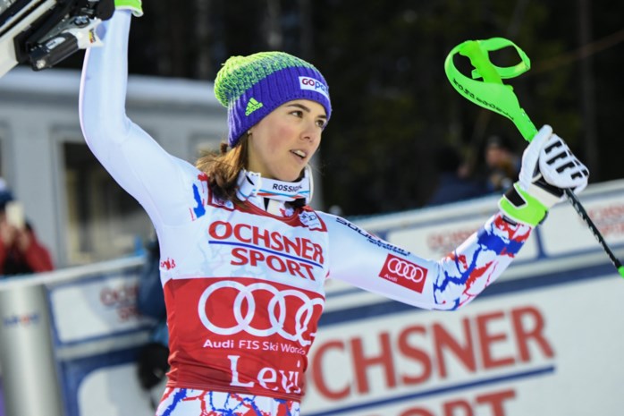 Slowaakse Petra Vlhova troeft topfavoriete Shiffrin af en ...