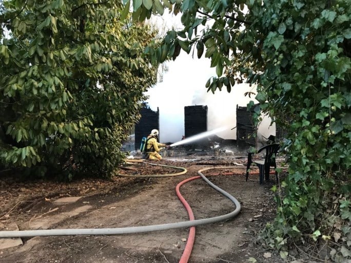 VIDEO. Chalet ingestort na brand in Nijlen