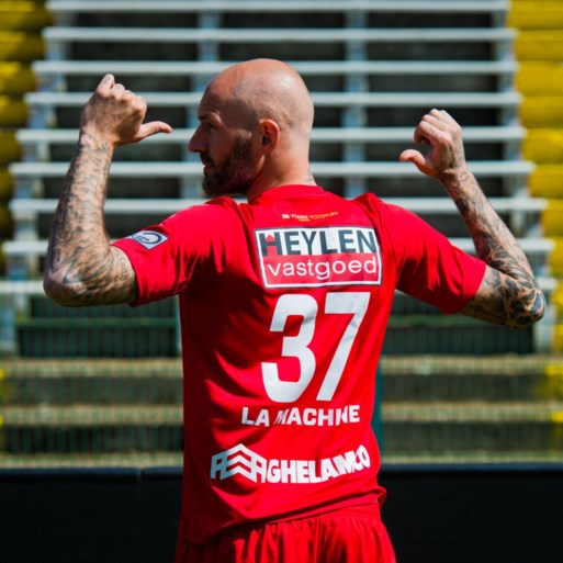 Spelers van Antwerp staan dit weekend op het veld met unieke shirts: kent u ‘La Machine’ en ‘QLFOTKIRICTM’?