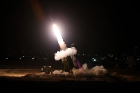 Spanning in het Midden-Oosten loopt op: raketten vliegen heen en weer tussen Israël en Syrië