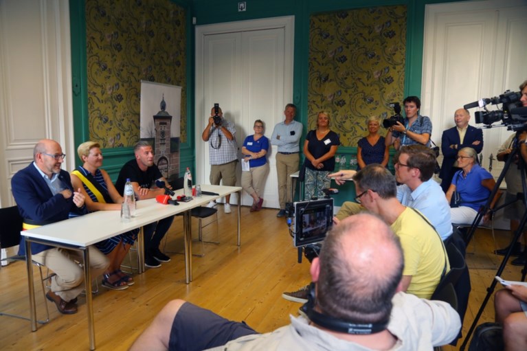 Ekeren zet Rode Duivel Toby Alderweireld in de bloemetjes: “Ik ben enorm trots dat ik dit mag meemaken”