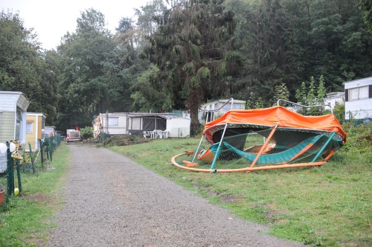 Onweer veroorzaakte vooral schade in Wallonië: minitornado en verschillende scoutskampen ontruimd