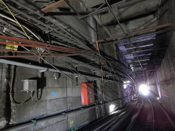 Herstellingen in premetro afgerond: opnieuw tramverkeer naar Linkeroever