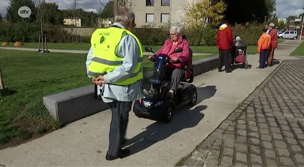 Rijlessen Voor Senioren Met Een Scootmobiel (Deurne) - Gazet Van Antwerpen