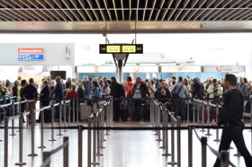 Staking Aviapartner blijft duren: één vlucht op vijf geannuleerd, onderhandelingen uitgesteld