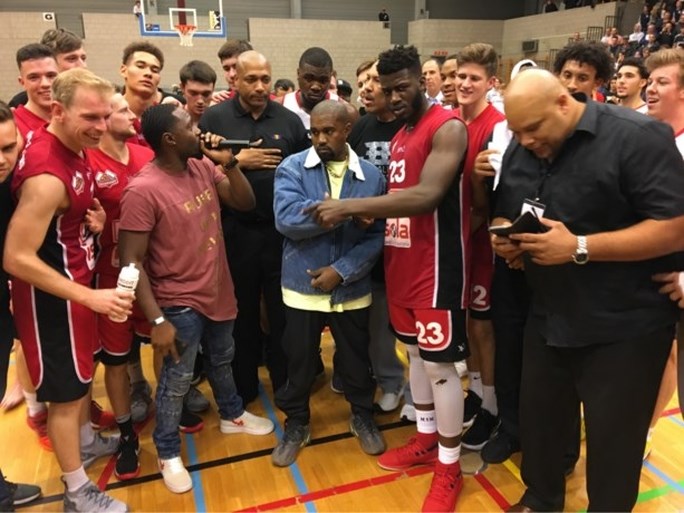 Kanye West duikt plots op in ons land bij Limburgse basketbalwedstrijd