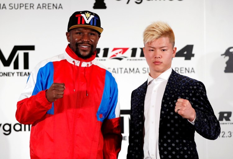 Pensioen? Niets pensioen! Floyd Mayweather keert op oudejaarsavond terug in de ring: “Ik wil entertainen”