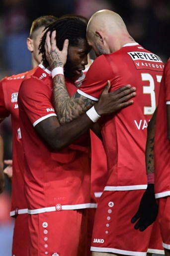 Antwerp pakt tweede plaats met hulp van de VAR