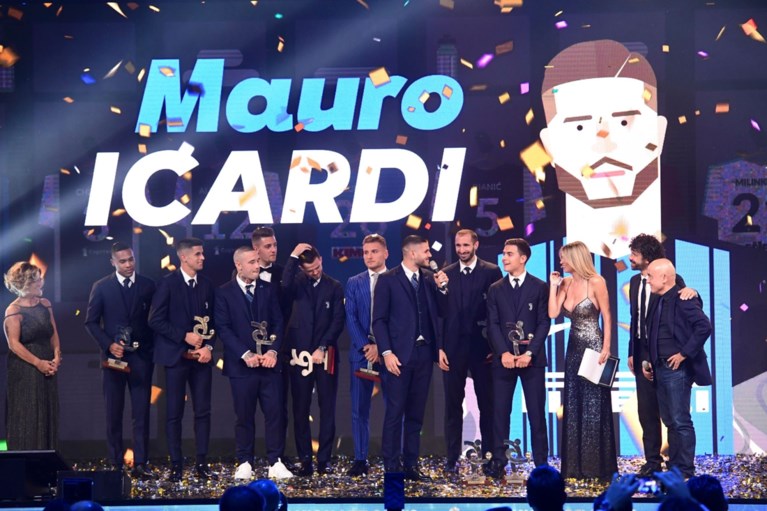 Radja Nainggolan (met strakke outfit) alweer in Team van het Jaar, ploegmaat Icardi is Speler van het Jaar in Serie A