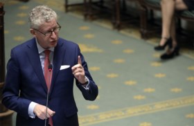 Politieke kopstukken houden rekening met vervroegde verkiezingen: “Te veel pyromanen, te weinig brandweermannen”