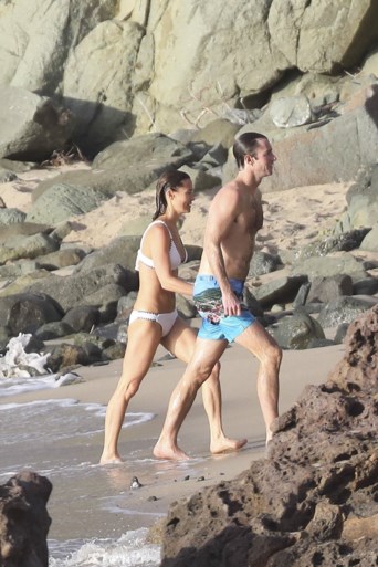 Pippa Middleton toont lichaam tien weken na haar bevalling