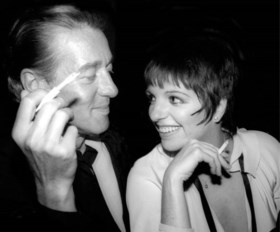 Ewan McGregor geeft gestalte aan modeontwerper Halston in nieuwe reeks