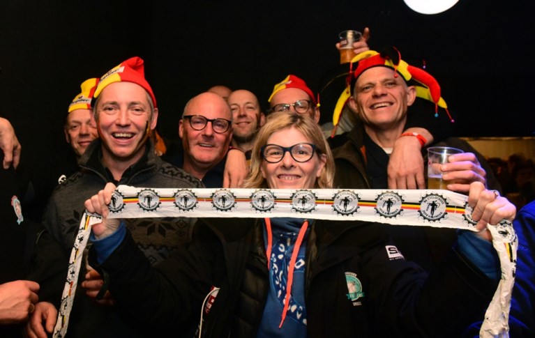 “Ik heb den Toon zien crossen in de wei”: fans gaan uit hun dak met Toon Aerts in Rijkevorsel