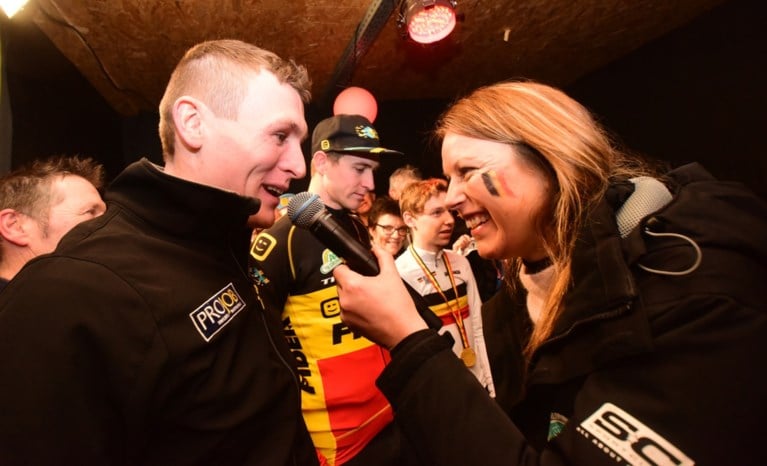 “Ik heb den Toon zien crossen in de wei”: fans gaan uit hun dak met Toon Aerts in Rijkevorsel