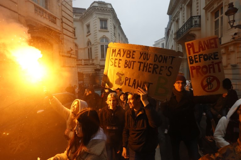 12.500 jongeren in Brussel voor tweede klimaatmars, scholieren op bezoek bij schepenen Beels en Meeuws