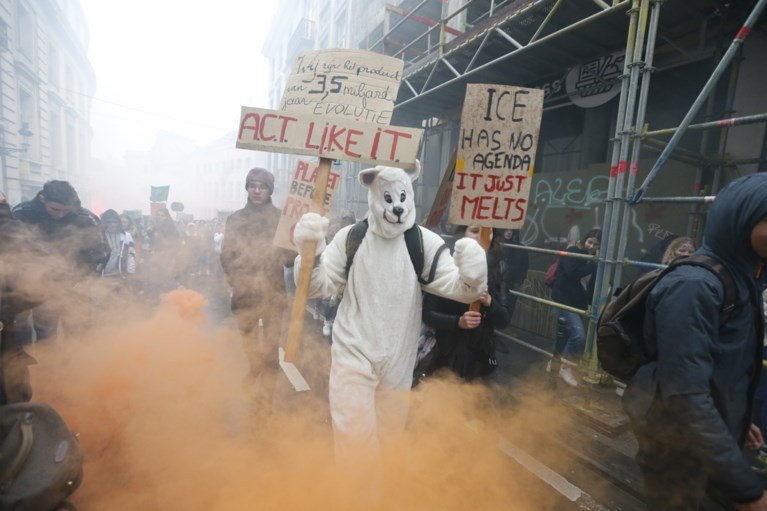 12.500 jongeren in Brussel voor tweede klimaatmars, scholieren op bezoek bij schepenen Beels en Meeuws
