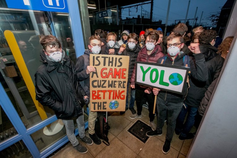 12.500 jongeren in Brussel voor tweede klimaatmars, scholieren op bezoek bij schepenen Beels en Meeuws