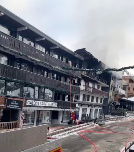 Twee doden en vier zwaargewonden bij grote brand in bekend Frans ski-oord Courchevel