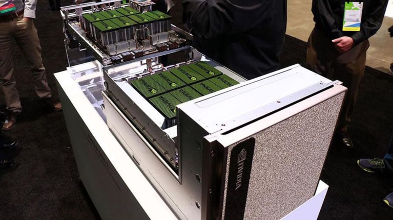 UAntwerpen koopt supercomputer die 2 biljard berekeningen per seconde aankan