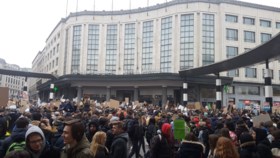 Recordaantal klimaatspijbelaars aanwezig in Brussel: “We blijven komen”