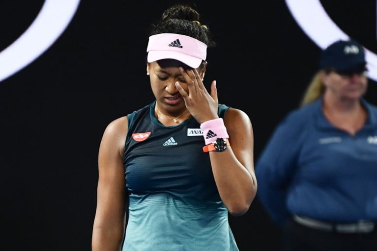21-jarige Osaka wint Australian Open na thriller en wordt eerste Aziatische nummer één van de wereld