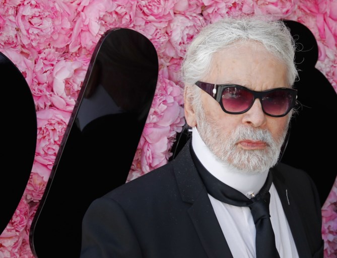 Modeontwerper Karl Lagerfeld overleden