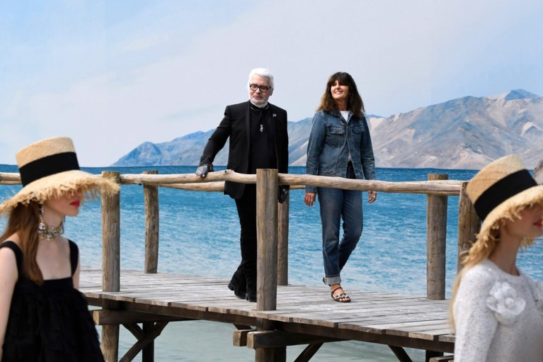 Wie is Virginie Viard , de vrouw die Karl Lagerfeld opvolgt bij Chanel?