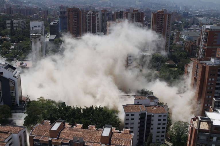 Toeristische trekpleister verdwenen in drie seconden: Colombia blaast gebouw op waar Pablo Escobar woonde