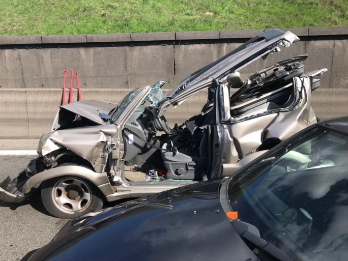 Geknelde bij zwaar ongeval aan Kennedytunnel