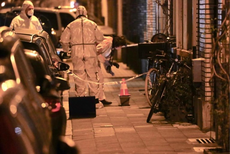 Opnieuw ontploffing in Antwerpen-Noord: auto brandt uit in Biekorfstraat