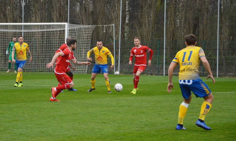 Antwerp verliest met tien man van Union