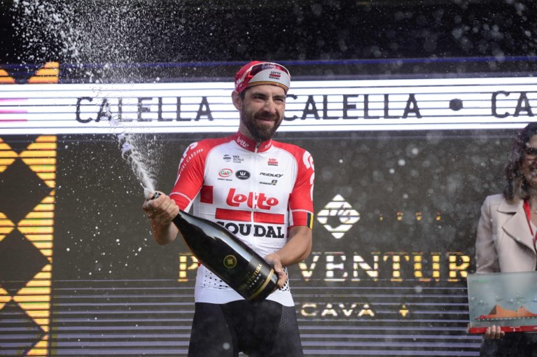 Thomas De Gendt pakt uit met nieuw huzarenstuk in Ronde van Catalonië: “Ik geloofde er niet echt in”, aldus de fiere leider