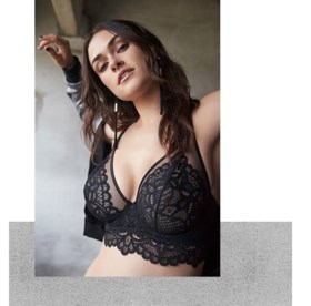 Lingeriemodel Myla Dalbesio ontwerpt lijn voor dames met rondingen: “Ik was het beu dat mijn boezem niet in een badpak paste”